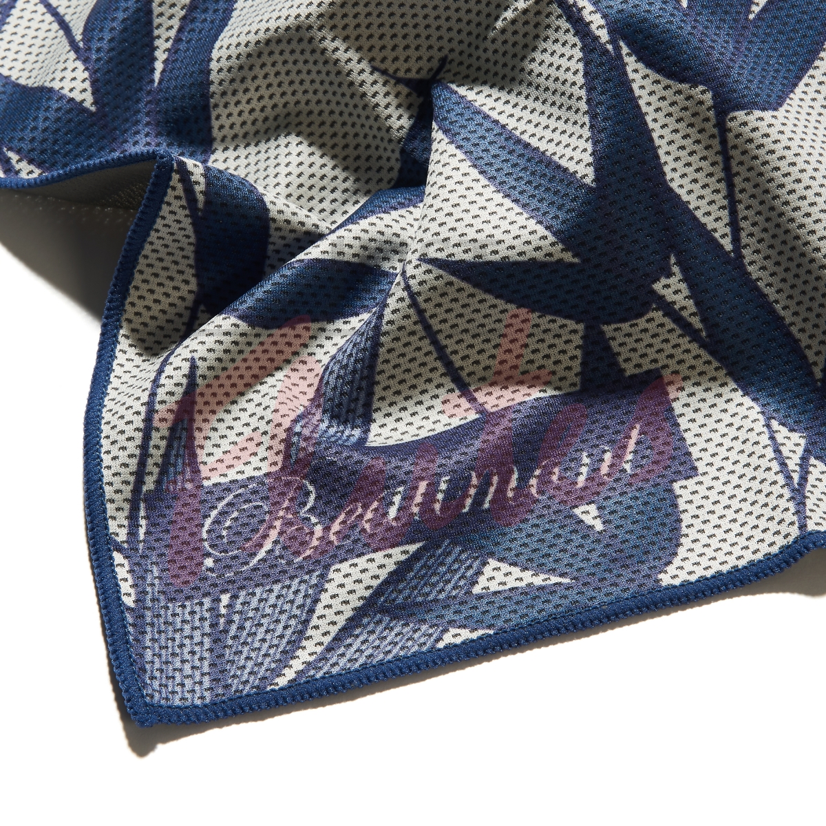 Beaumont Bamboo Charcoal Flute Cleaning Gauze, Indigo Shoots Design